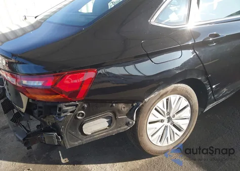 2019 Volkswagen Jetta 1.4T R-Line/1.4T S/1.4T Se from USA, damaged, VIN 3VWC57BU5KM074602